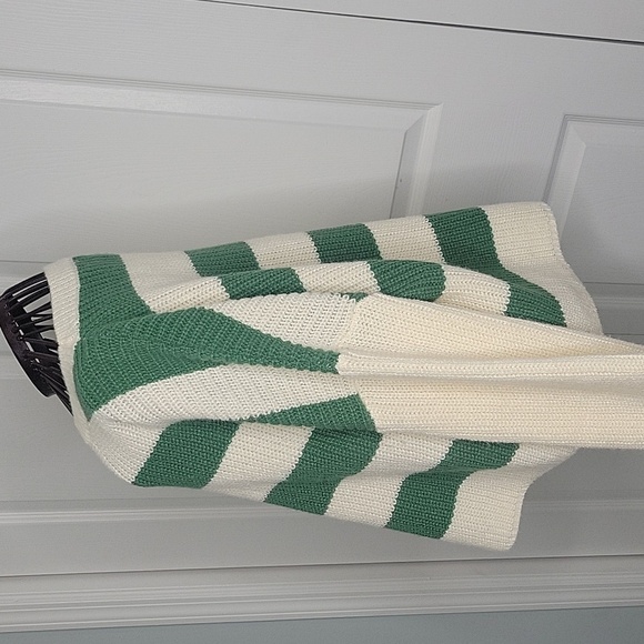 TIMING Cream and Green Striped Sweater Size Small - Picture 3 of 7